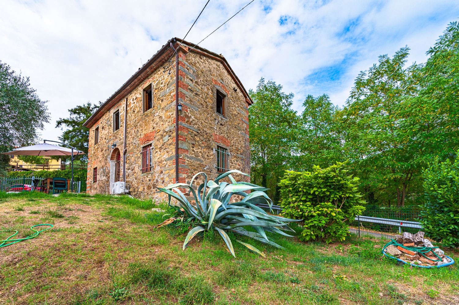 Vendita villetta con giardino a marliana